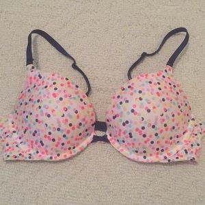 Victoria’s Secret Push Up Bra, 34C, Barely Worn